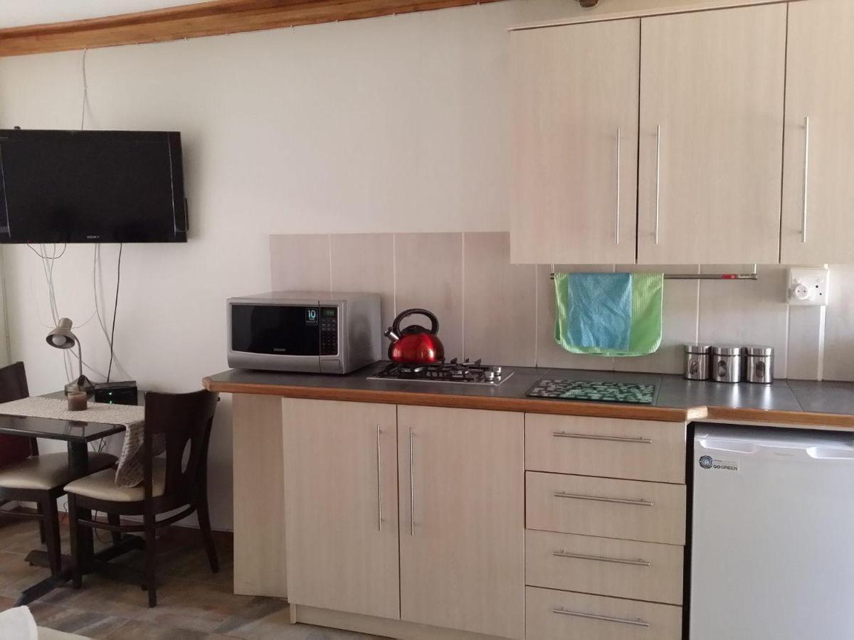 12 On Beach Guest House Saldanha Bay Bagian luar foto