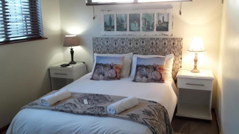 12 On Beach Guest House Saldanha Bay Bagian luar foto